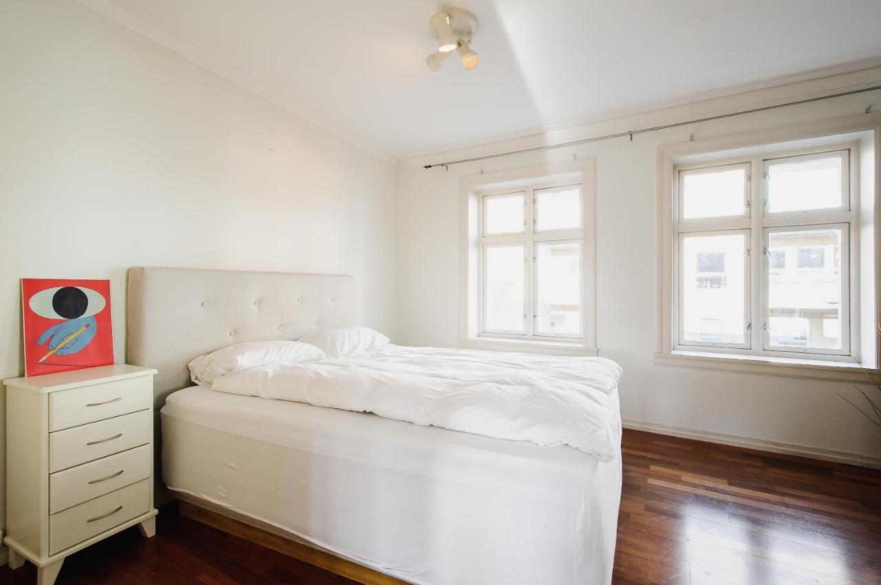 Spacious Penthouse With Grand Terrace Bergen Bagian luar foto